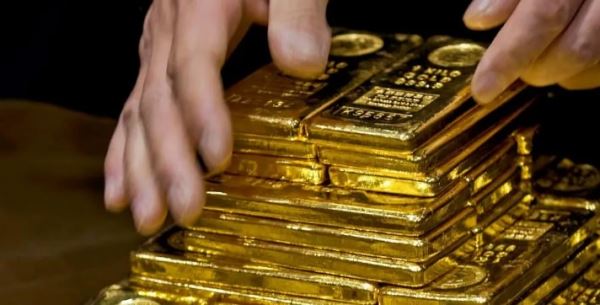 Китай уходит от доллара в золото седьмой месяц подряд