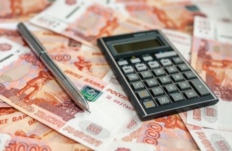 Центробанк заявил о продолжении роста долговой нагрузки на россиян